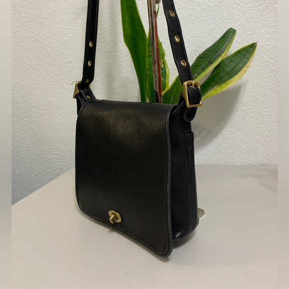 💕👜Vintage Coach Black Leather Crossbody Satchel💕👜 - Picture 3 of 11